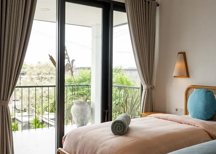 Sakayana 4br Villa Canggu (Bali)